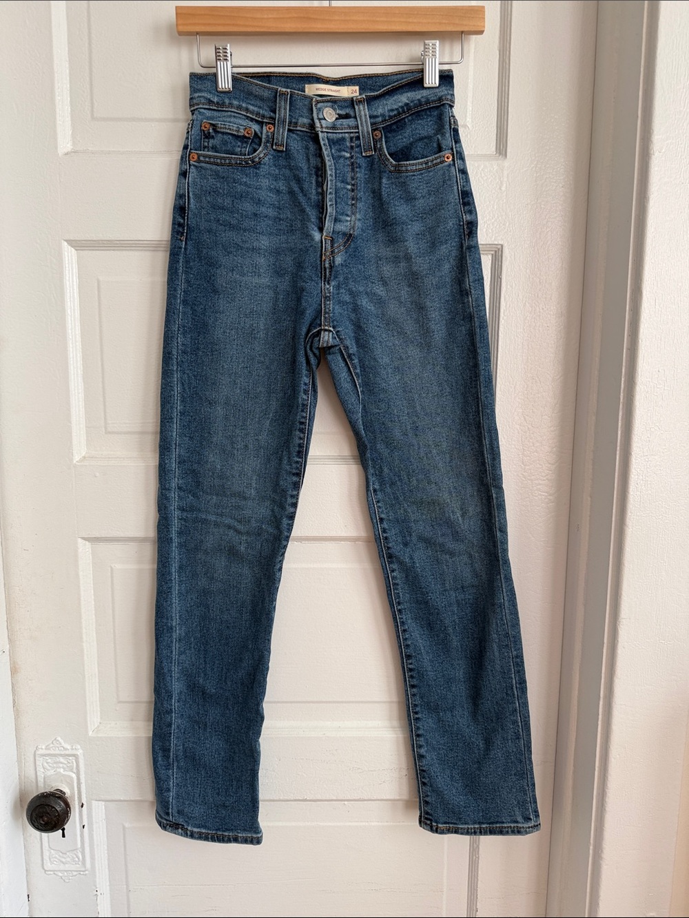 Levi’s Wedgie Straight Denim Jeans in Medium Blue
